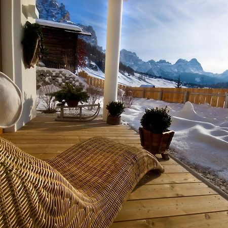 Family And Wellness Residence Ciasa Antersies San Cassiano  Eksteriør bilde