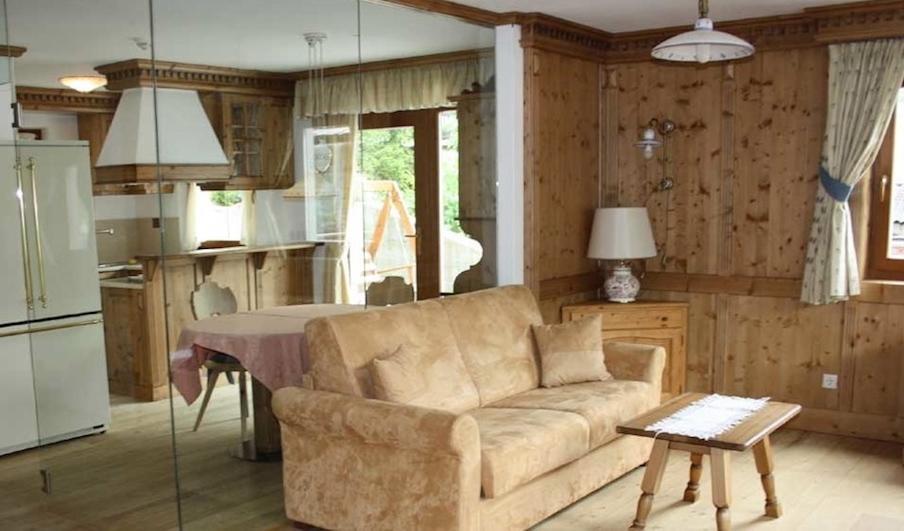 Family And Wellness Residence Ciasa Antersies San Cassiano  Rom bilde
